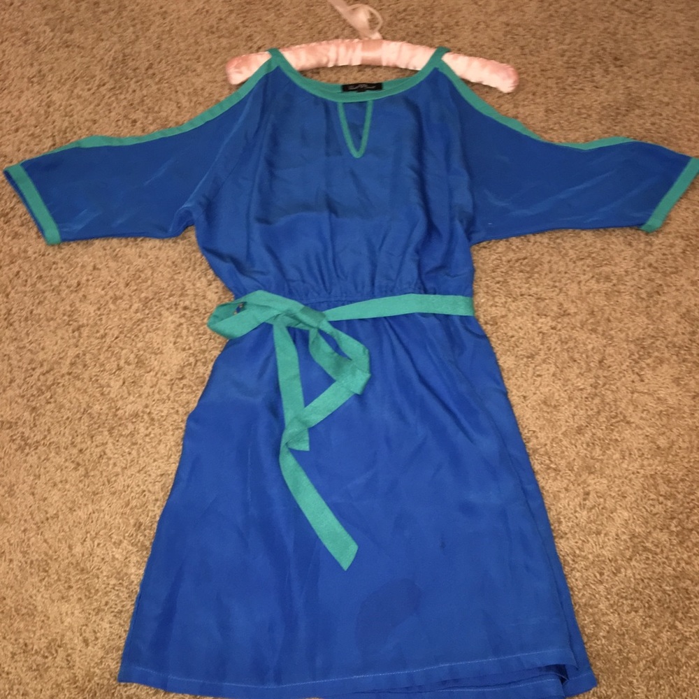 Dual blue dress